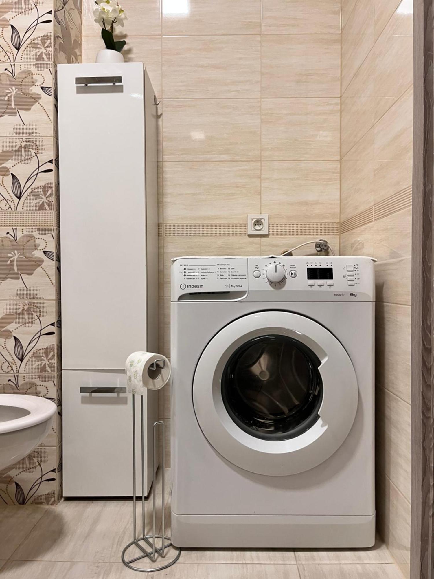 Apartment Metro Slodowiec Free Parking ワルシャワ エクステリア 写真