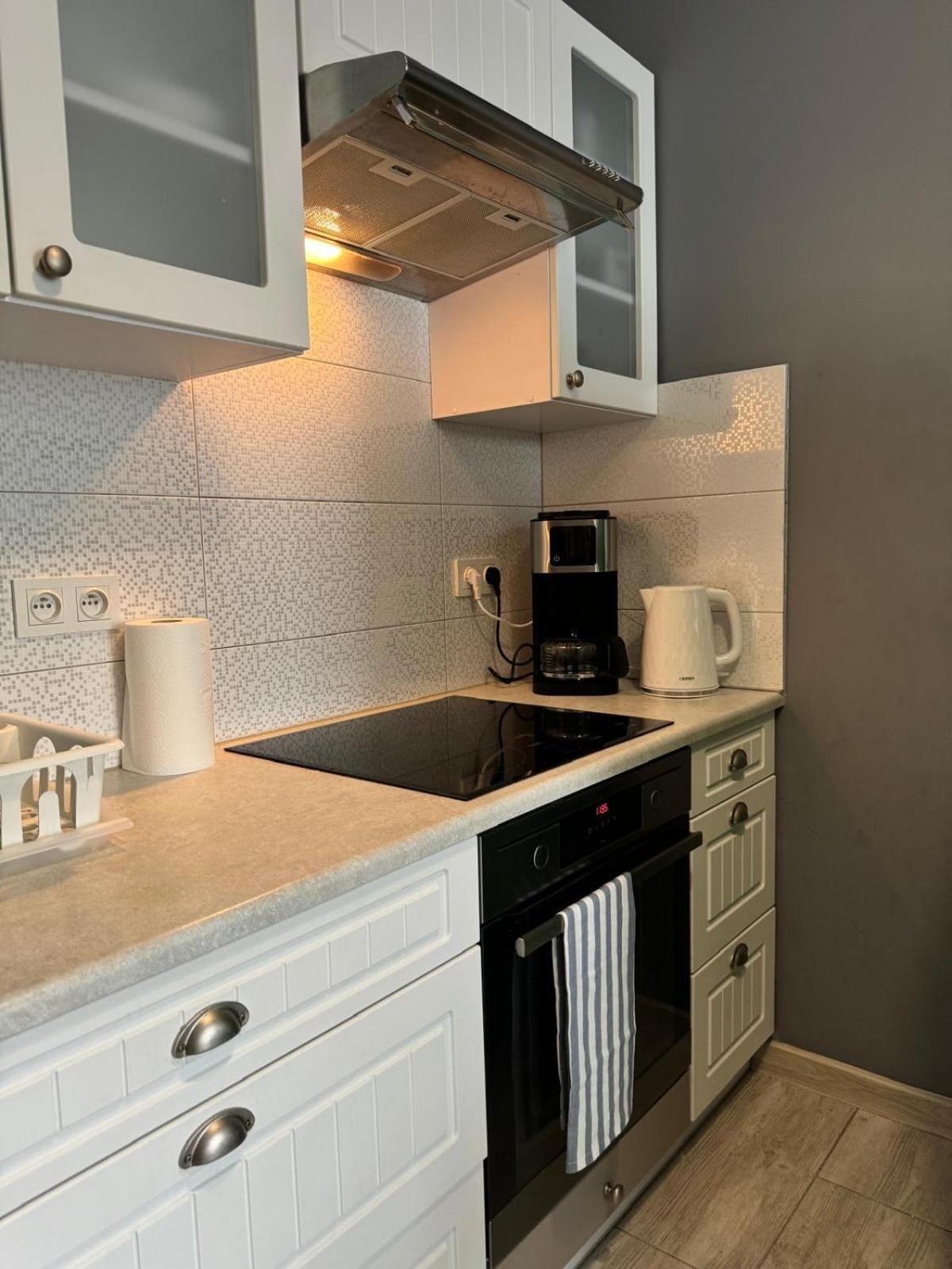 Apartment Metro Slodowiec Free Parking ワルシャワ エクステリア 写真
