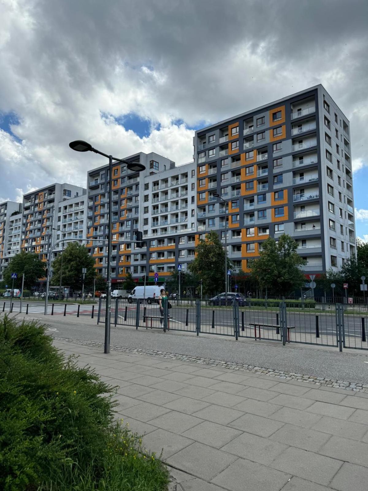 Apartment Metro Slodowiec Free Parking ワルシャワ エクステリア 写真