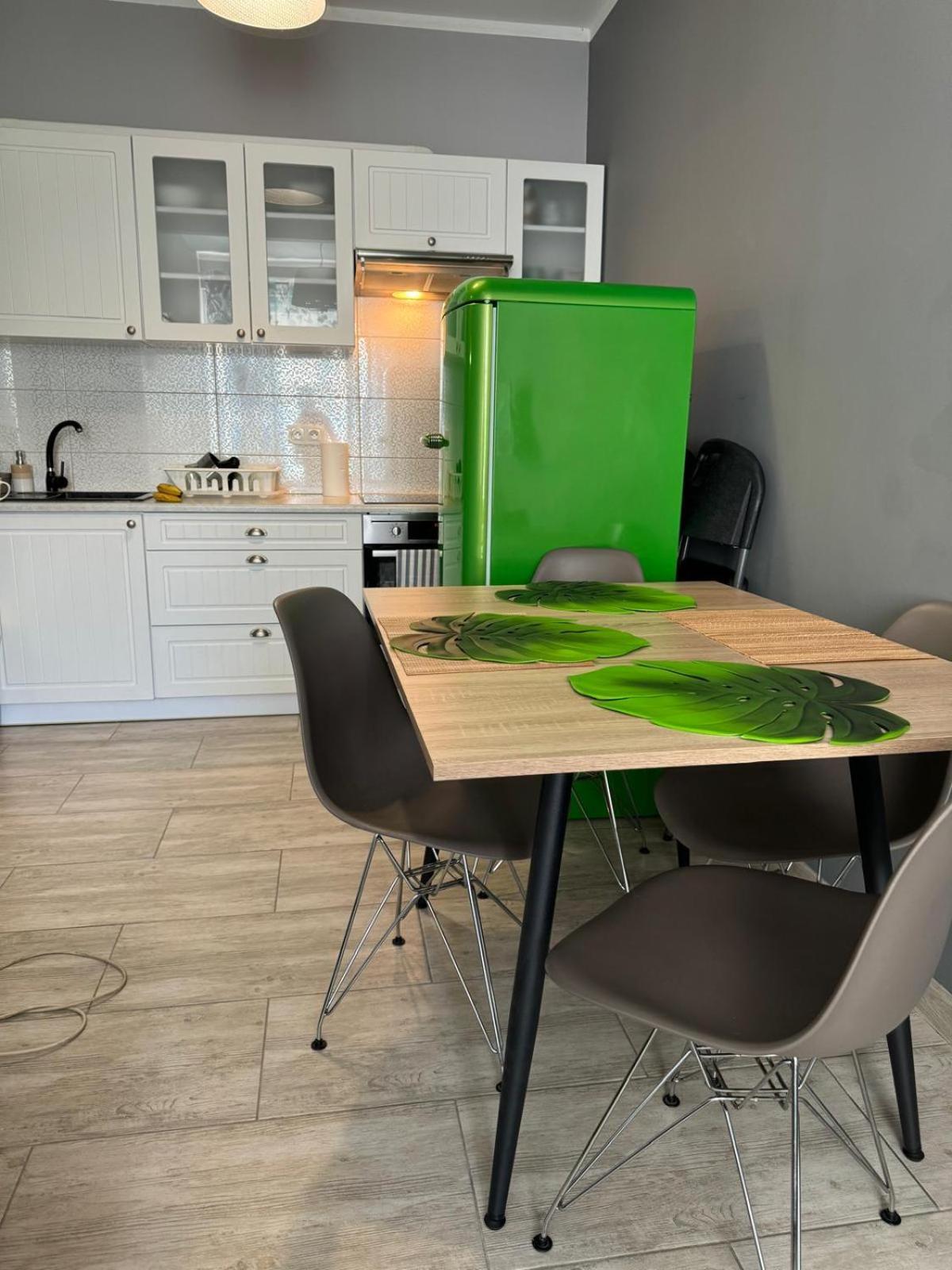 Apartment Metro Slodowiec Free Parking ワルシャワ エクステリア 写真